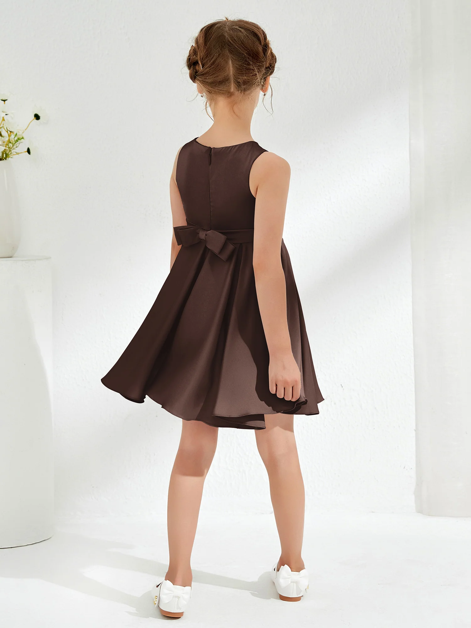 Cute Scoop Pleated Knee-Length Girl's Dress Chocolate - Image 2