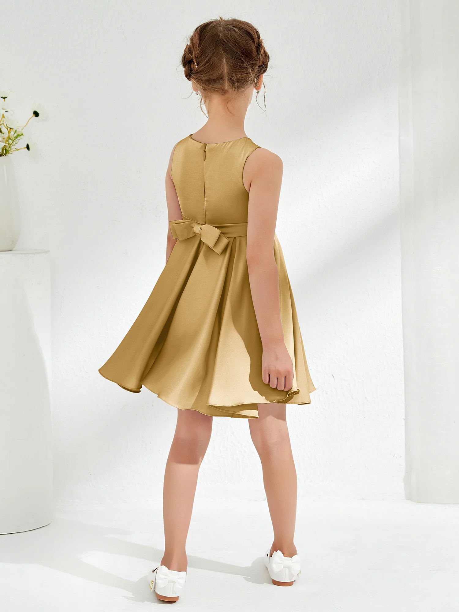 Cute Scoop Pleated Knee-Length Girl's Dress Gold - Image 2