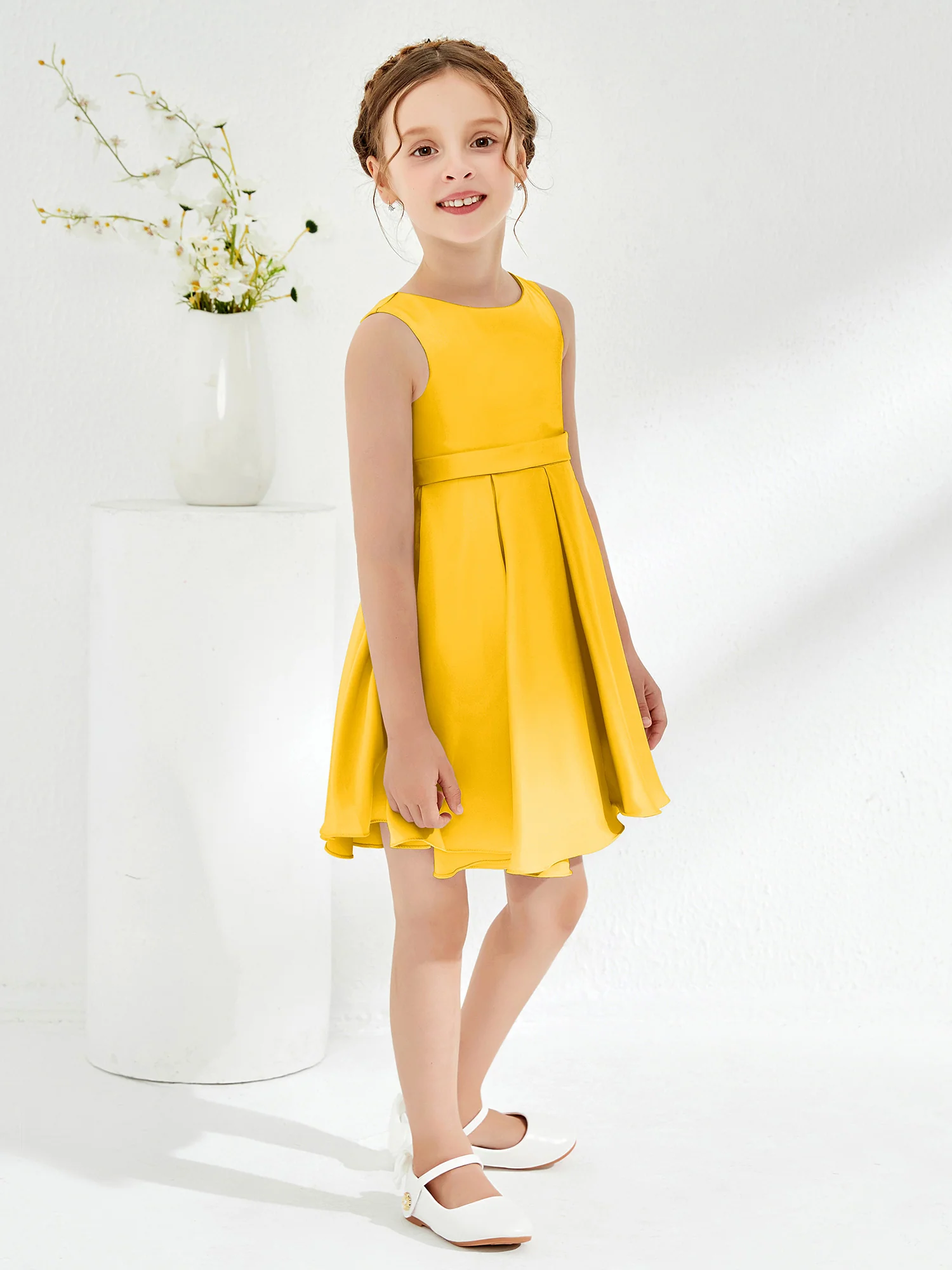 Cute Scoop Pleated Knee-Length Girl's Dress Marigold - Image 3