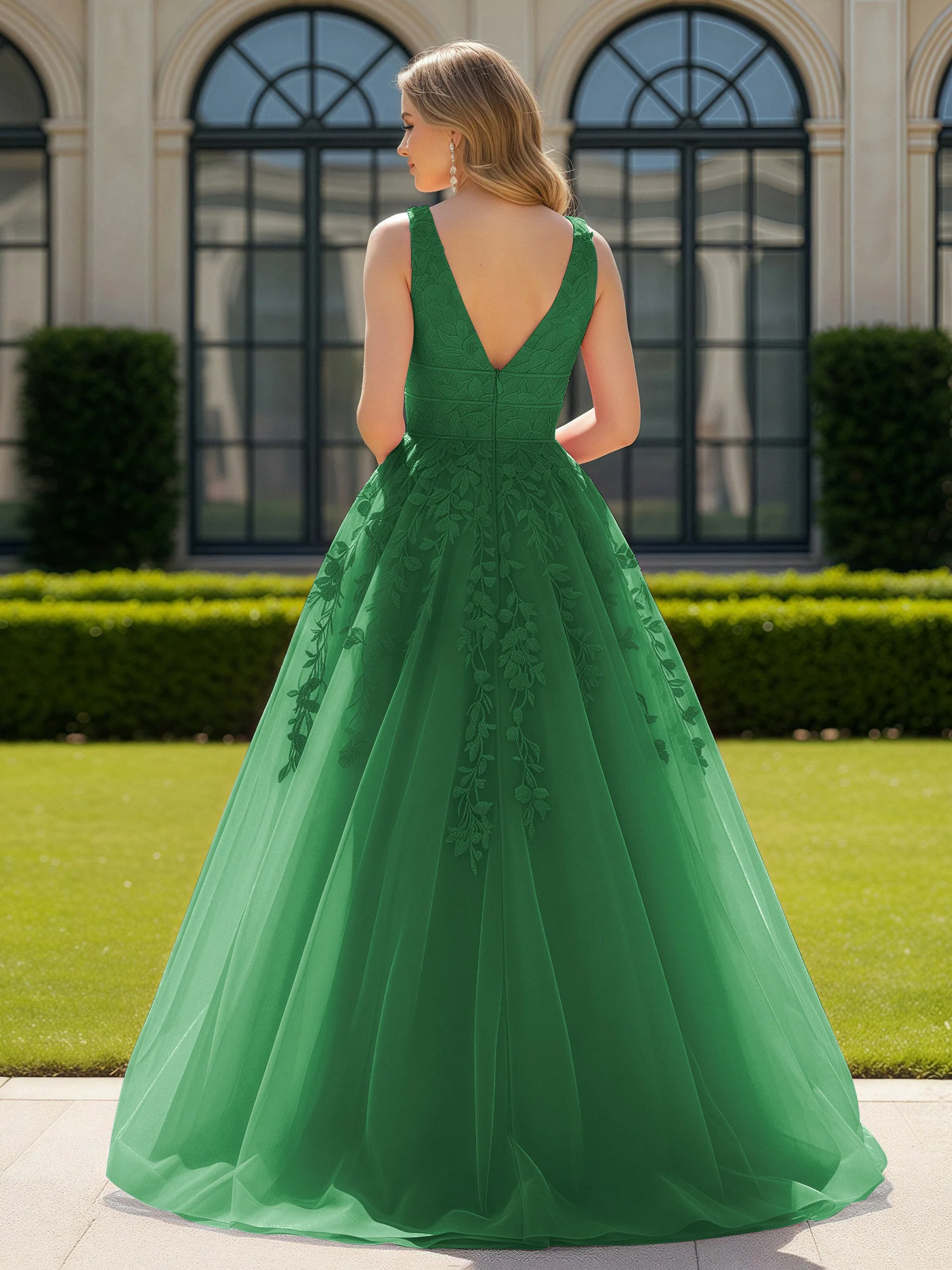 Appliqued Tulle Open Back Plunging V-Neck Prom Dress Emerald - Image 2