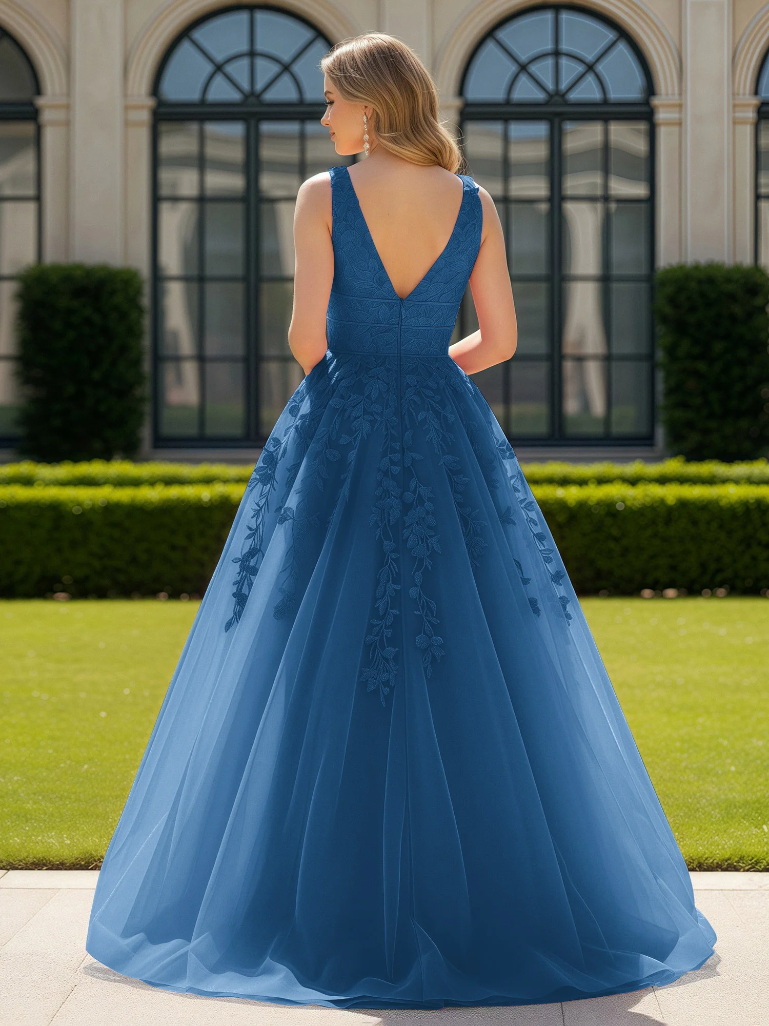 Appliqued Tulle Open Back Plunging V-Neck Prom Dress Ink Blue - Image 2