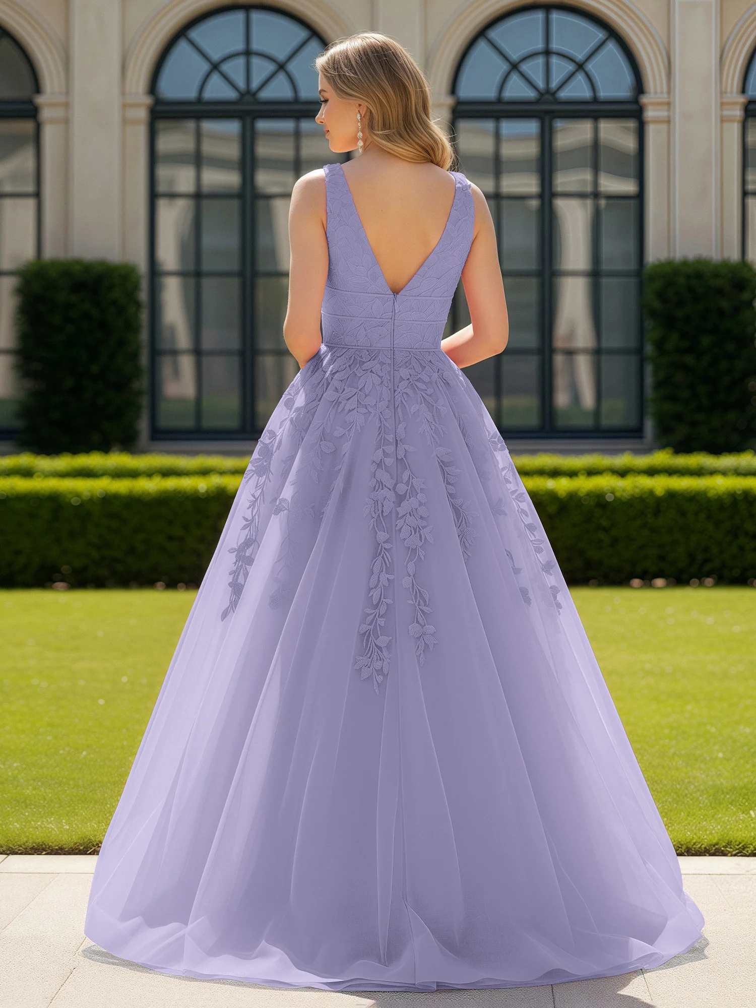 Appliqued Tulle Open Back Plunging V-Neck Prom Dress Lavender - Image 2