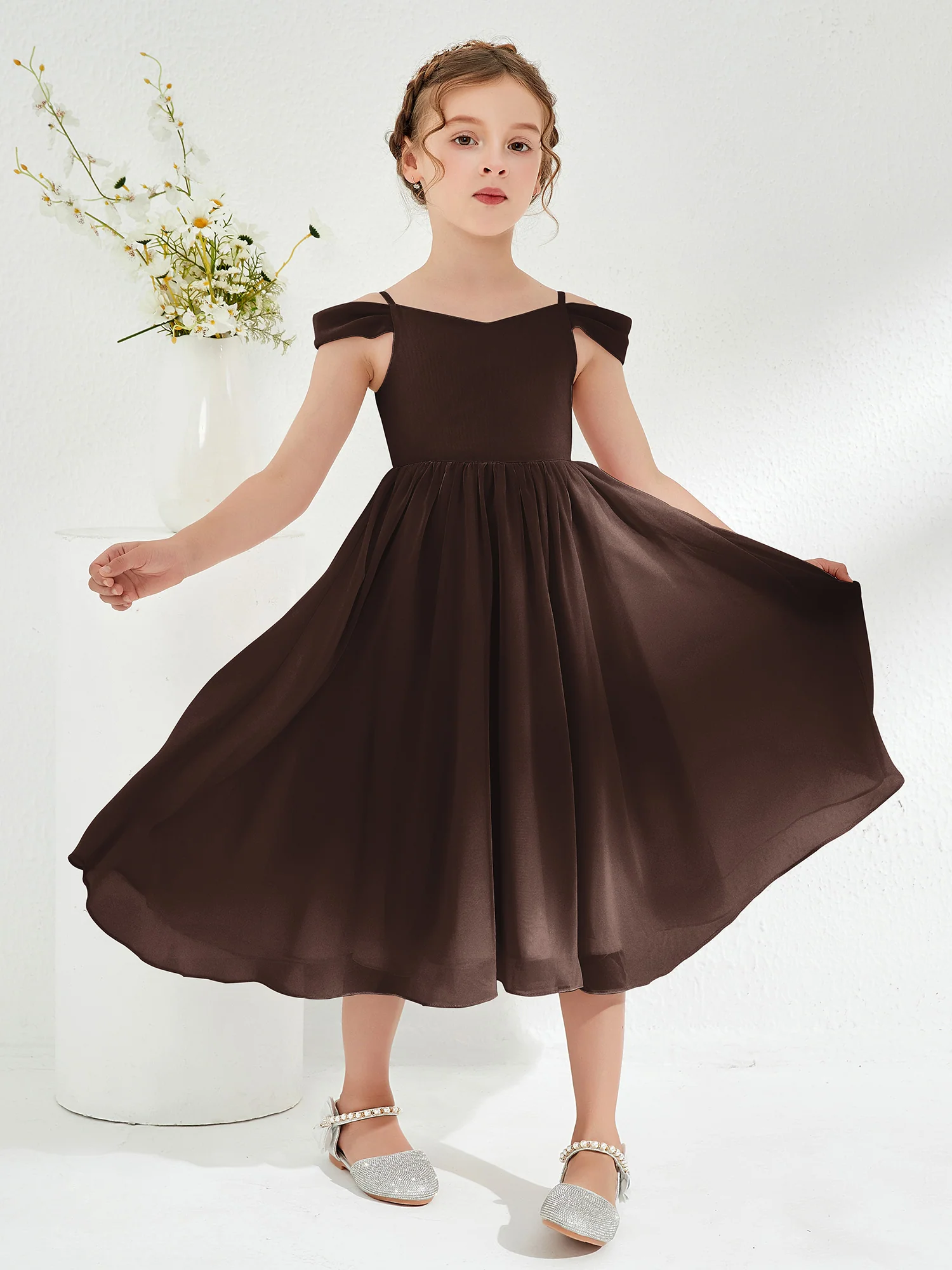Off-the-shoulder Pleated Girl's Dress Chocolate