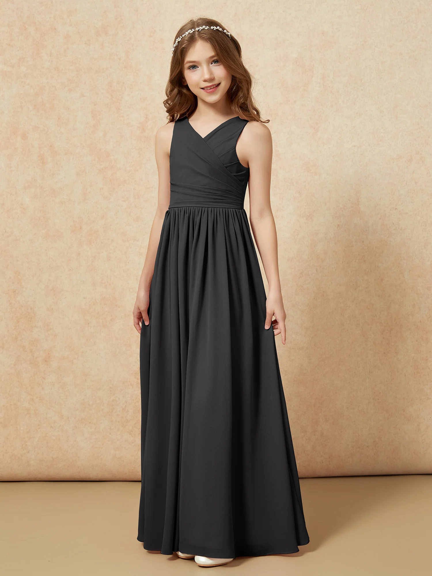 Pleated V-neck Chiffon Long Junior Bridesmaid Dresses Black - Image 3