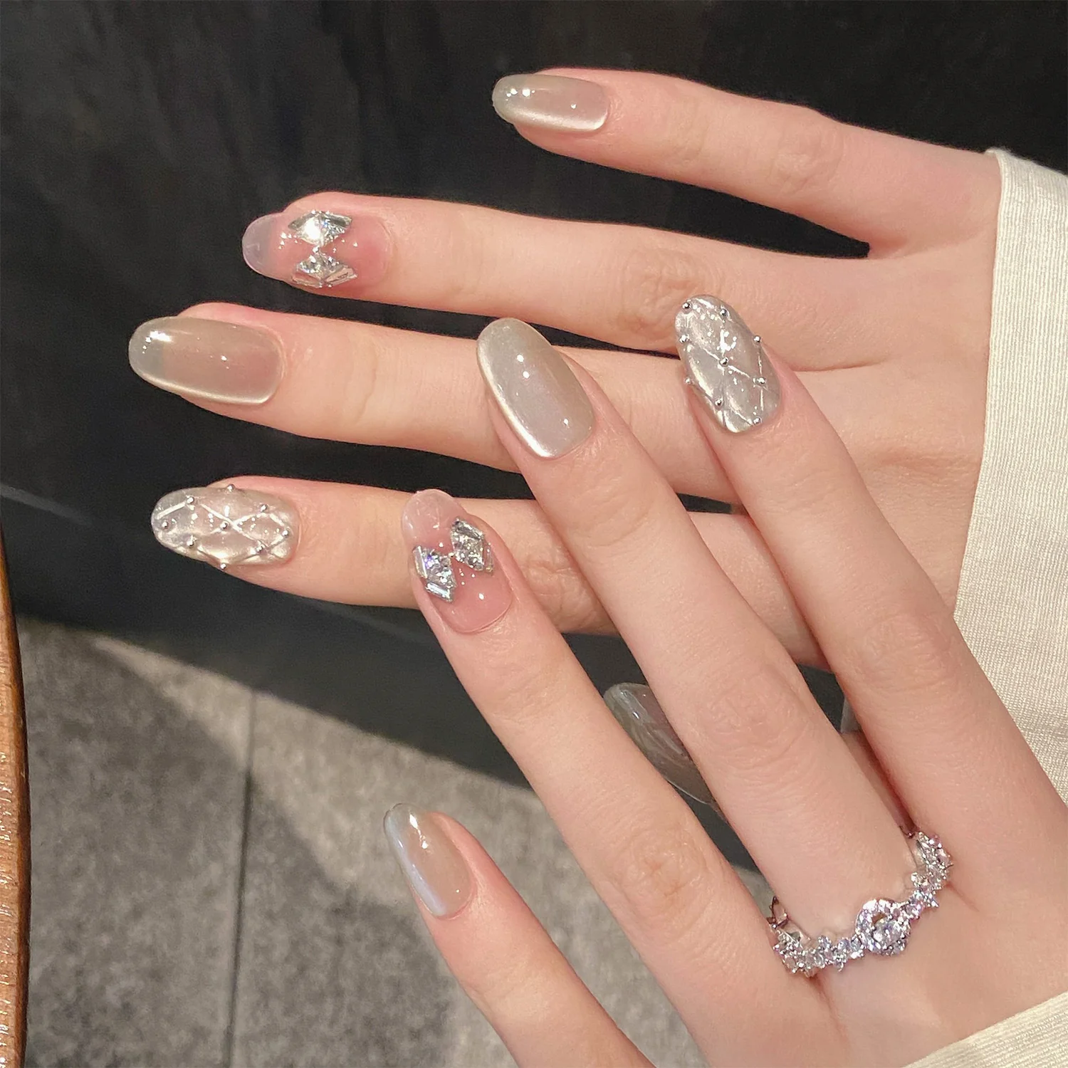 Glam Mirage - Image 5