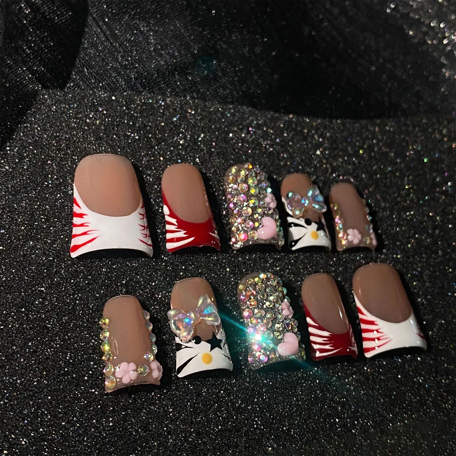 Glitter & Glam - Image 10