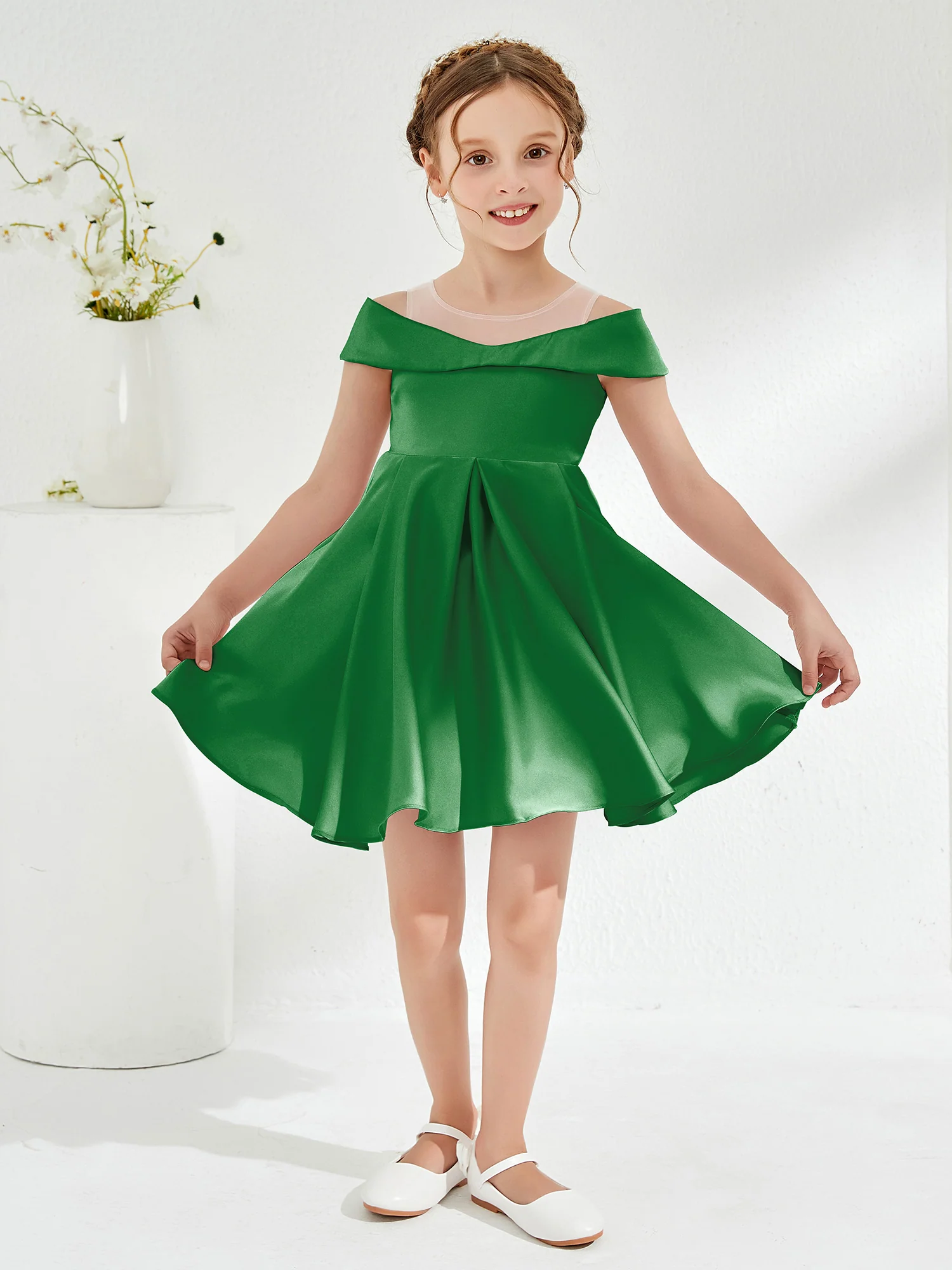 Scoop Off the Shoulder Knee-Length Girl's Dress Emerald