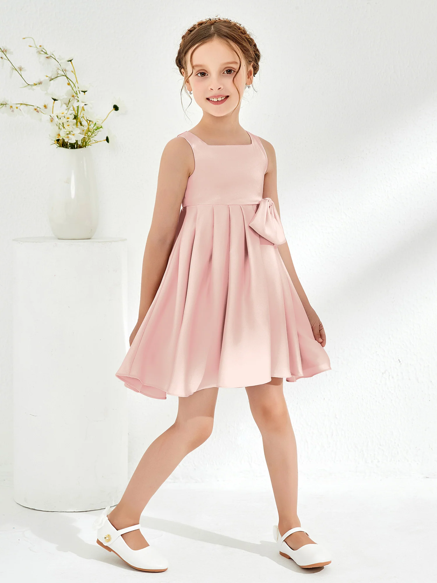 Square Pleated Knee-Length Girl's Dress with Bow Blushing Pink - Image 3