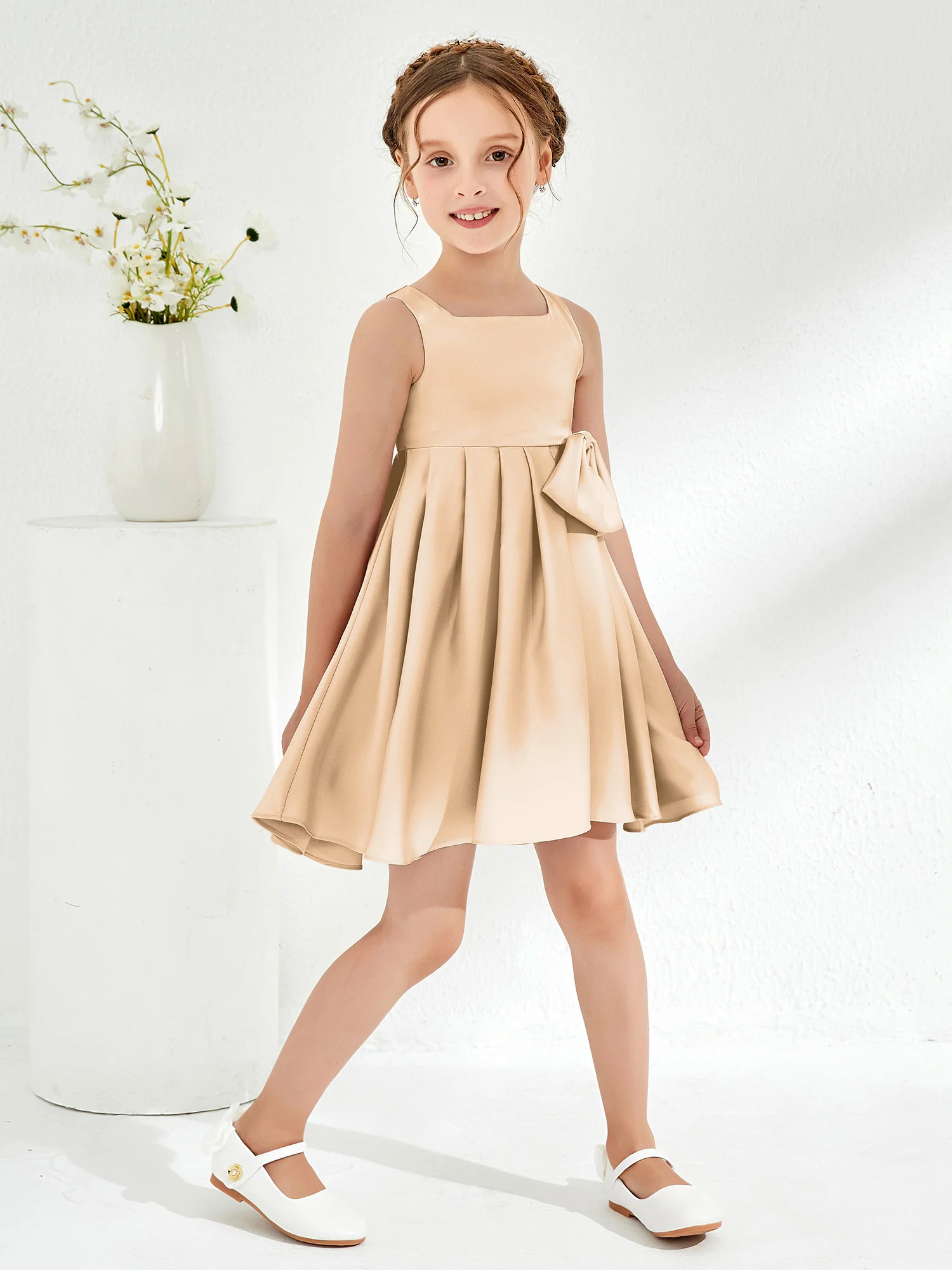 Square Pleated Knee-Length Girl's Dress with Bow Champagne - Image 3