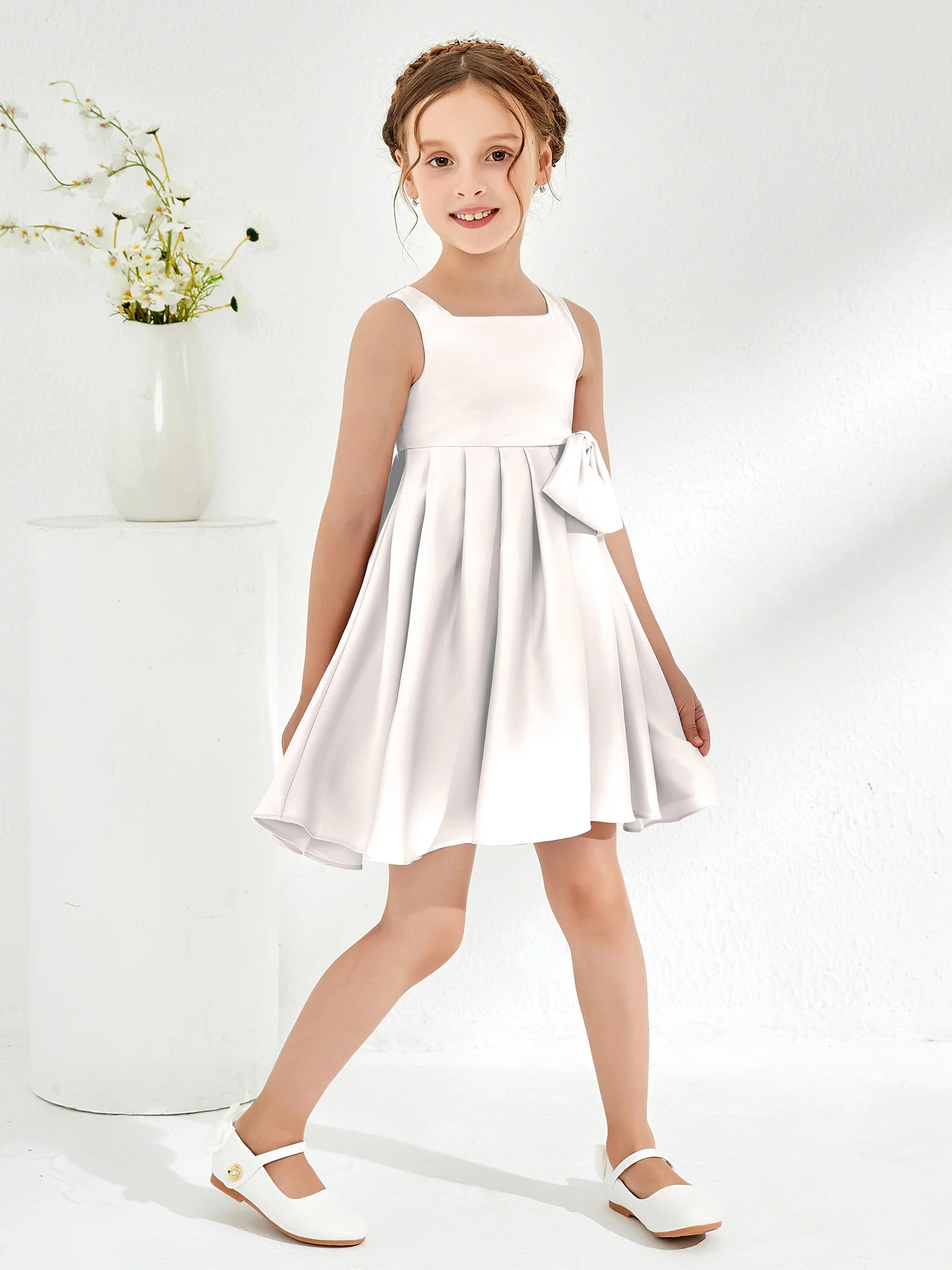 Square Pleated Knee-Length Girl's Dress with Bow Ivory - Image 3