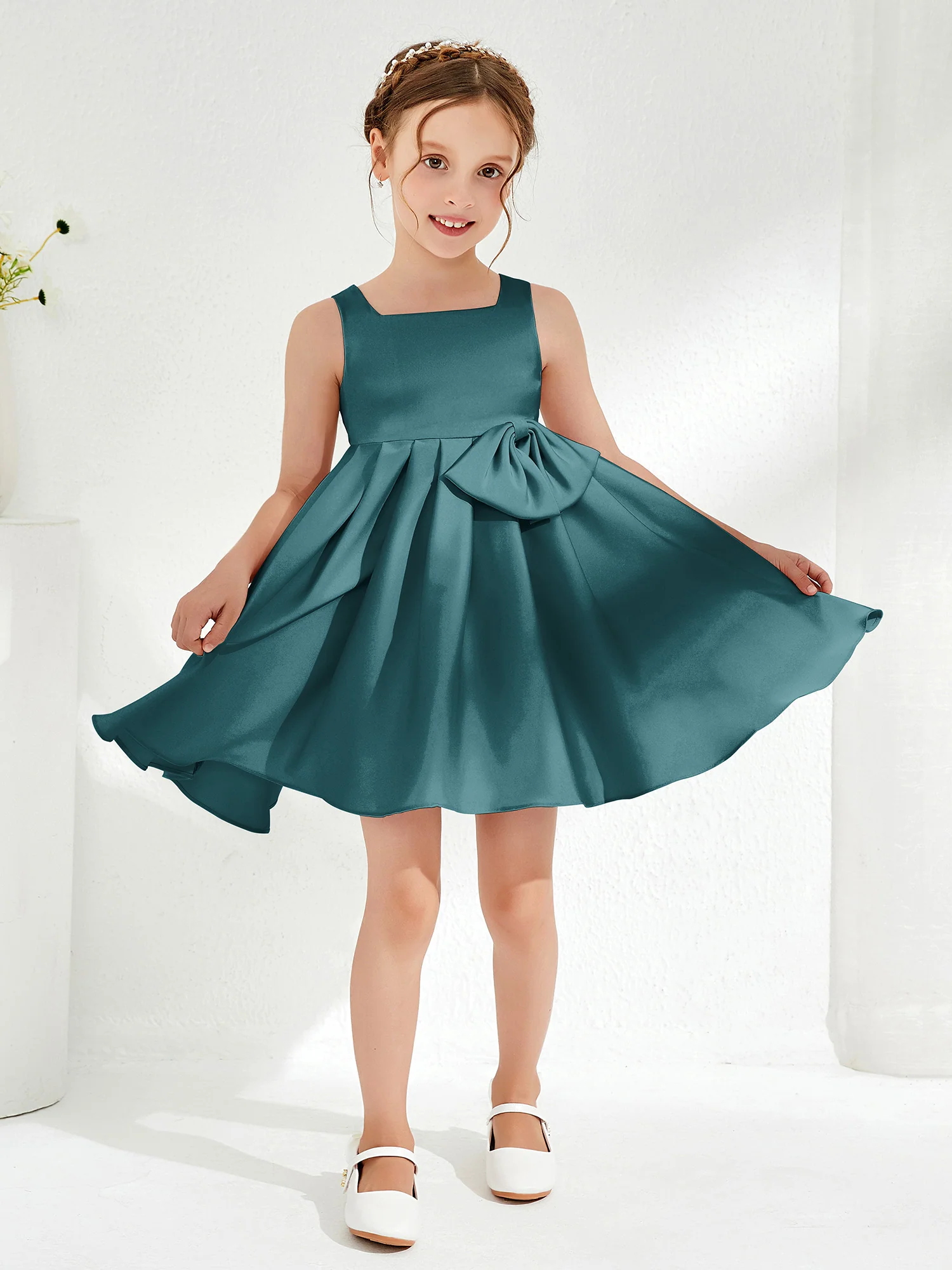 Square Pleated Knee-Length Girl's Dress with Bow Peacock
