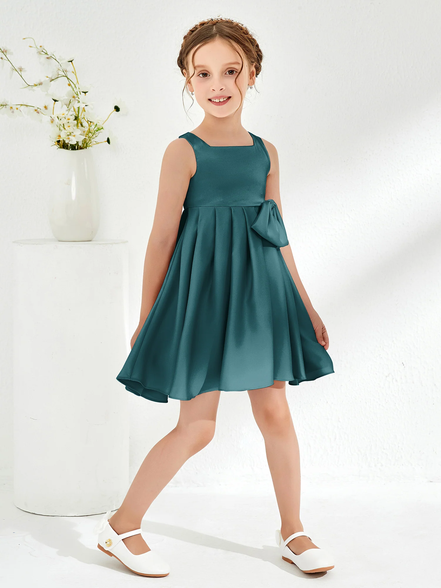 Square Pleated Knee-Length Girl's Dress with Bow Peacock - Image 3