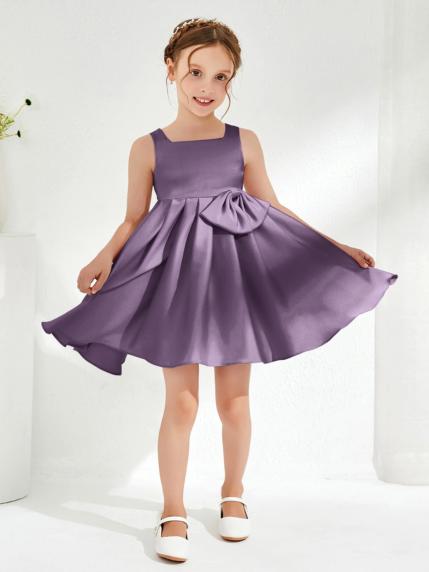 Square Pleated Knee-Length Girl's Dress with Bow Plum