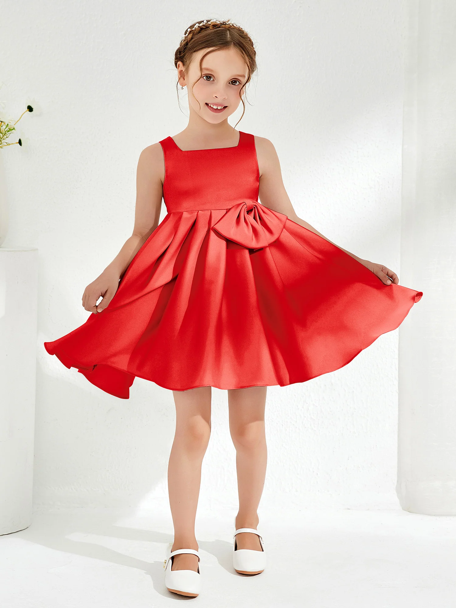 Square Pleated Knee-Length Girl's Dress with Bow Red