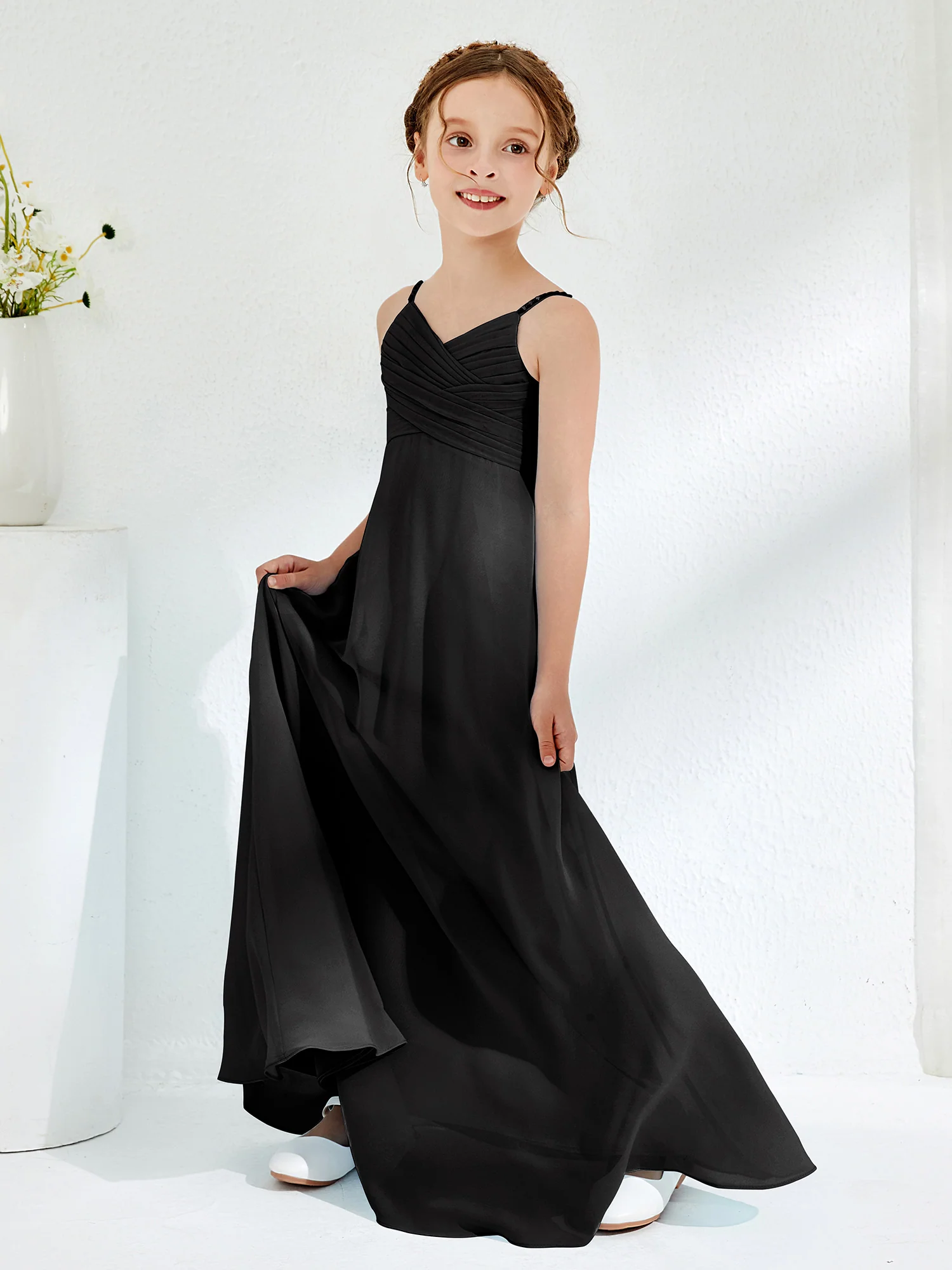 V-neck Spaghetti Straps Floor-length Junior Bridesmaid Dresses Black - Image 3
